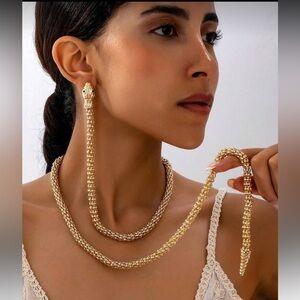 Gold Serpentine Snake Necklace and Matching Long Earring